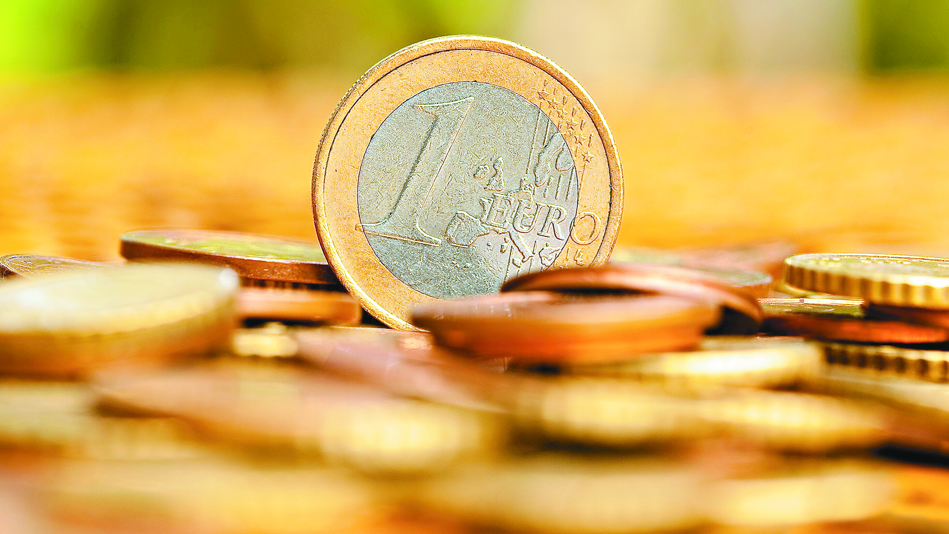 Στα 11,485 δισ. ευρώ οι ληξιπρόθεσμες οφειλές στα ταμεία